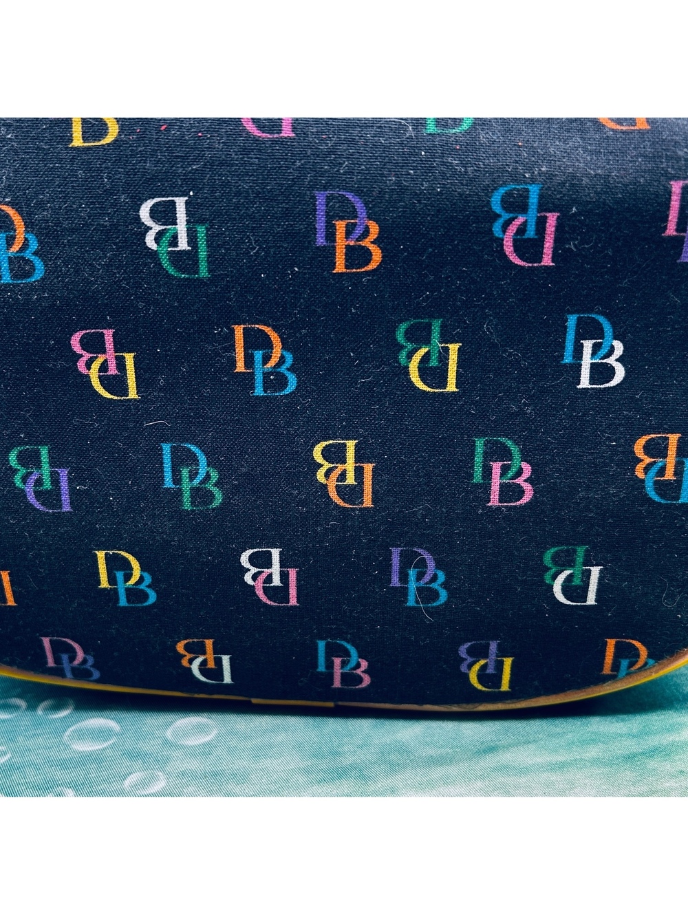 Vintage Y2K Dooney & Bourke Multicolor Monogram Hobo Shoulder Bag Pink ๐ Charm - Picture 4 of 12
